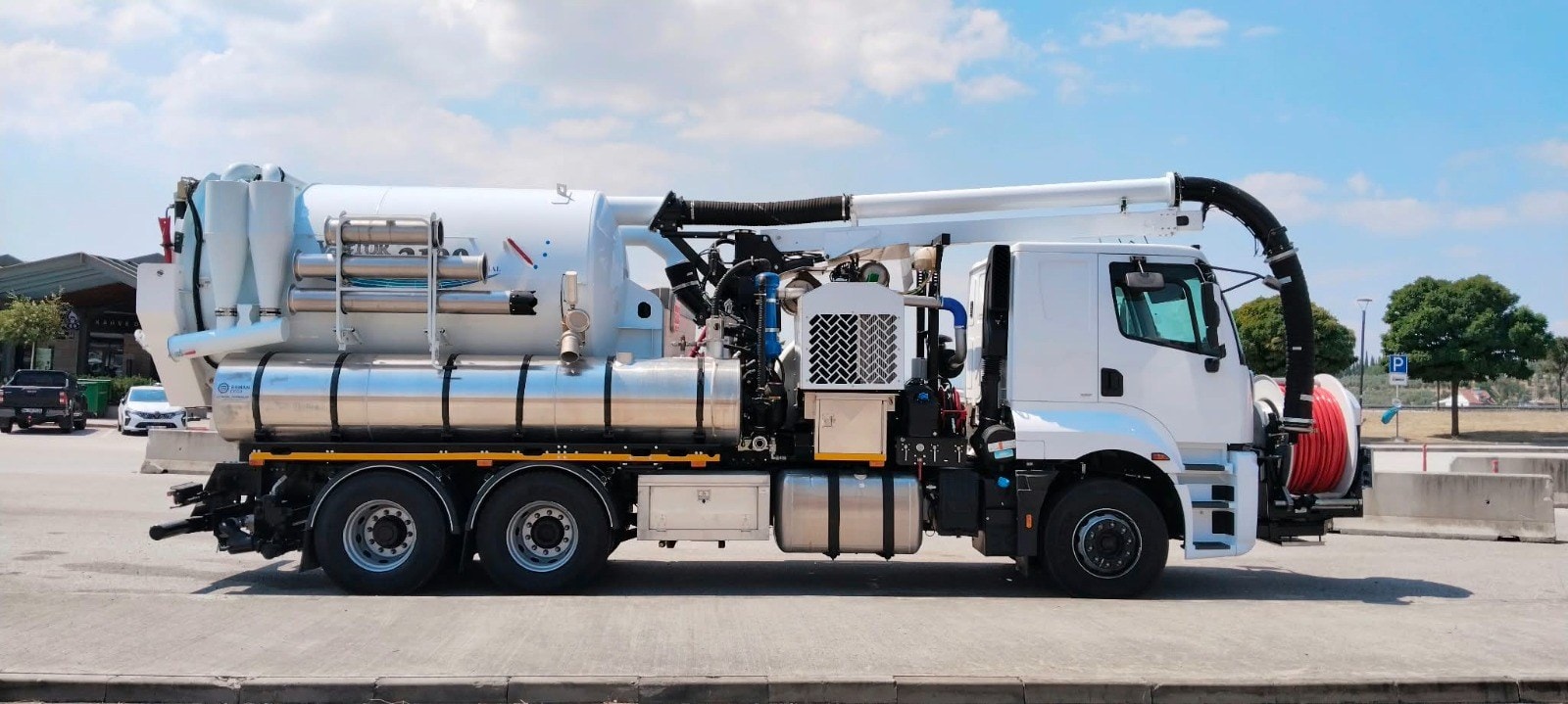 Vactor 14000 Lt — side view